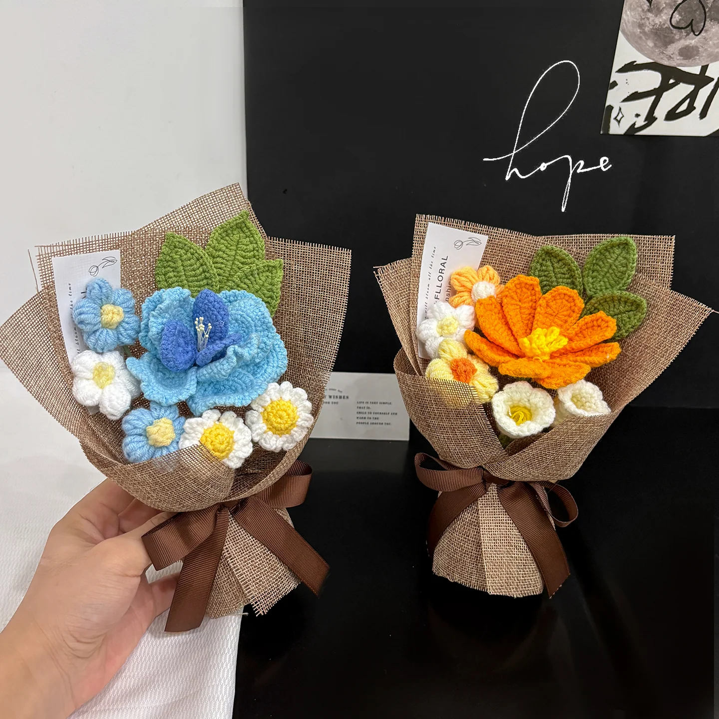 Hand-knitted small flowers bouquet - Image 2