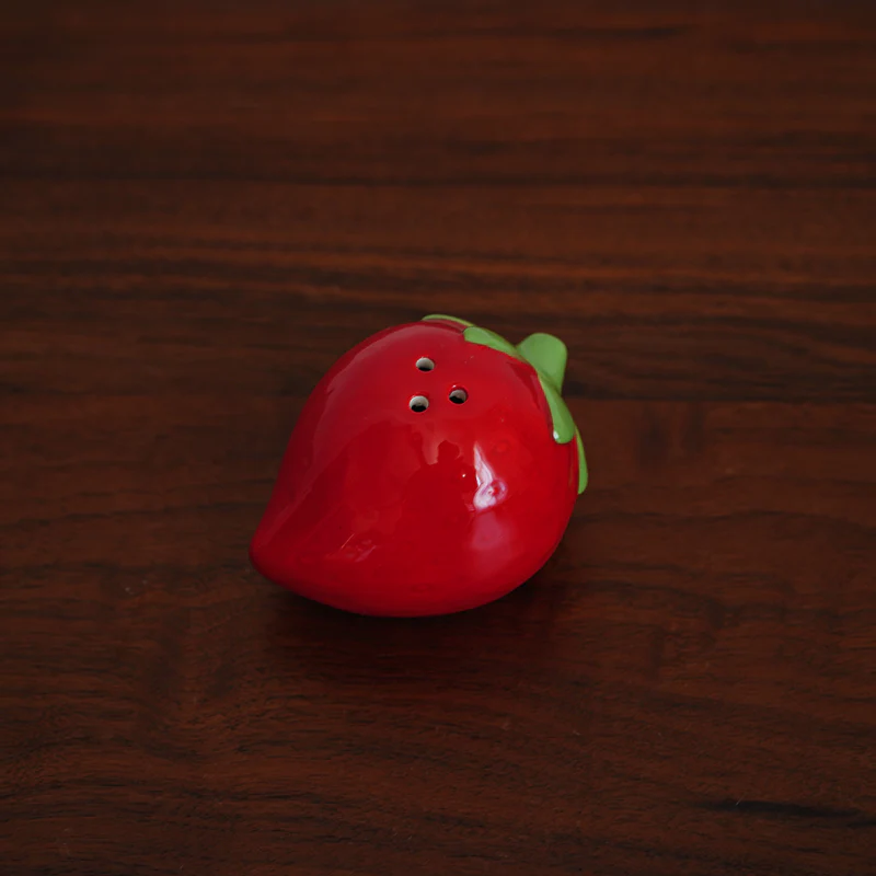hand-painted strawberry shape ceramic dinner plate - Image 2