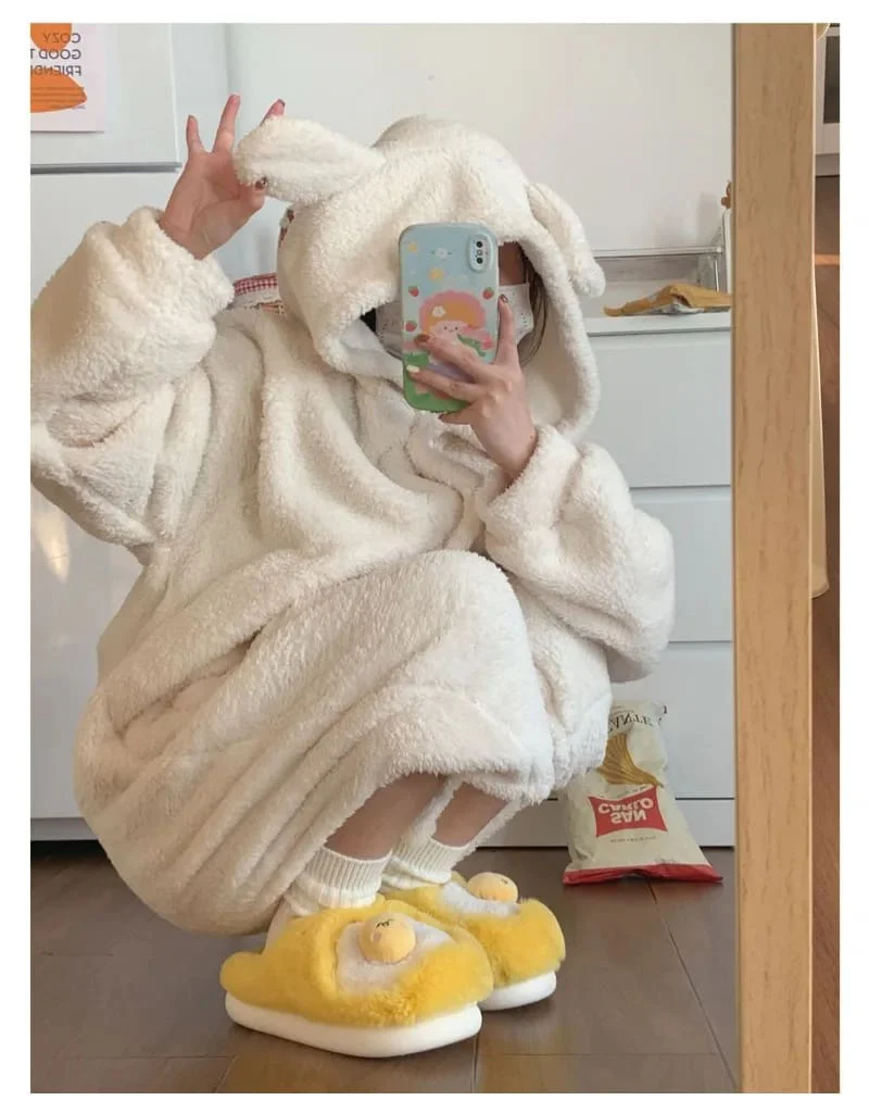 Happy Egg Slippers - Image 9
