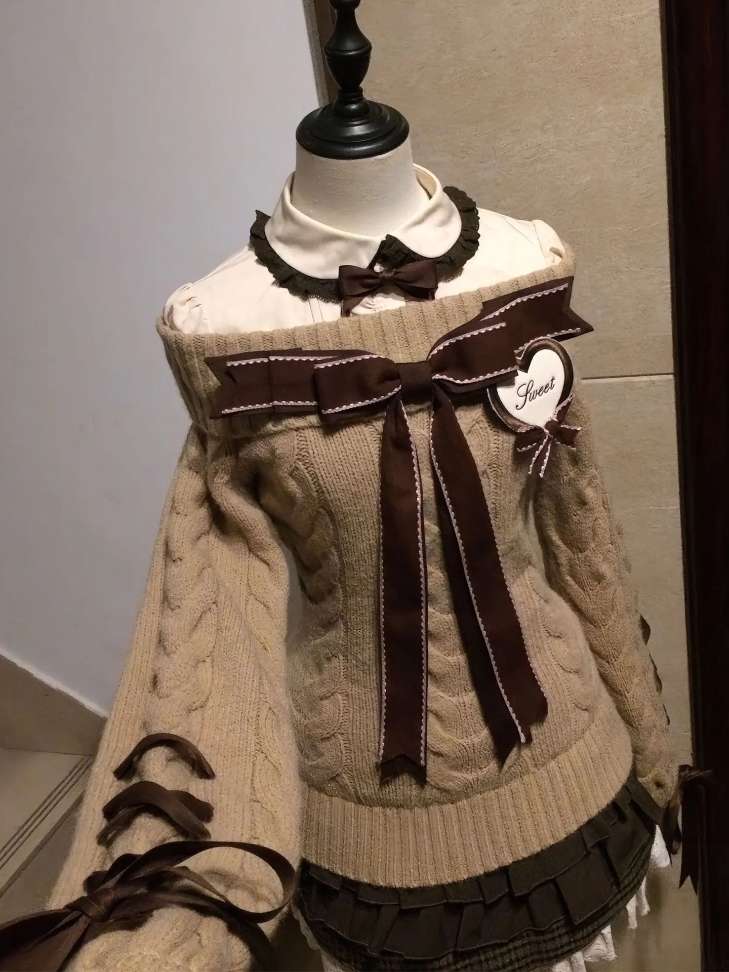kawaii brown one-line collar bow sweater + skirt - Image 2