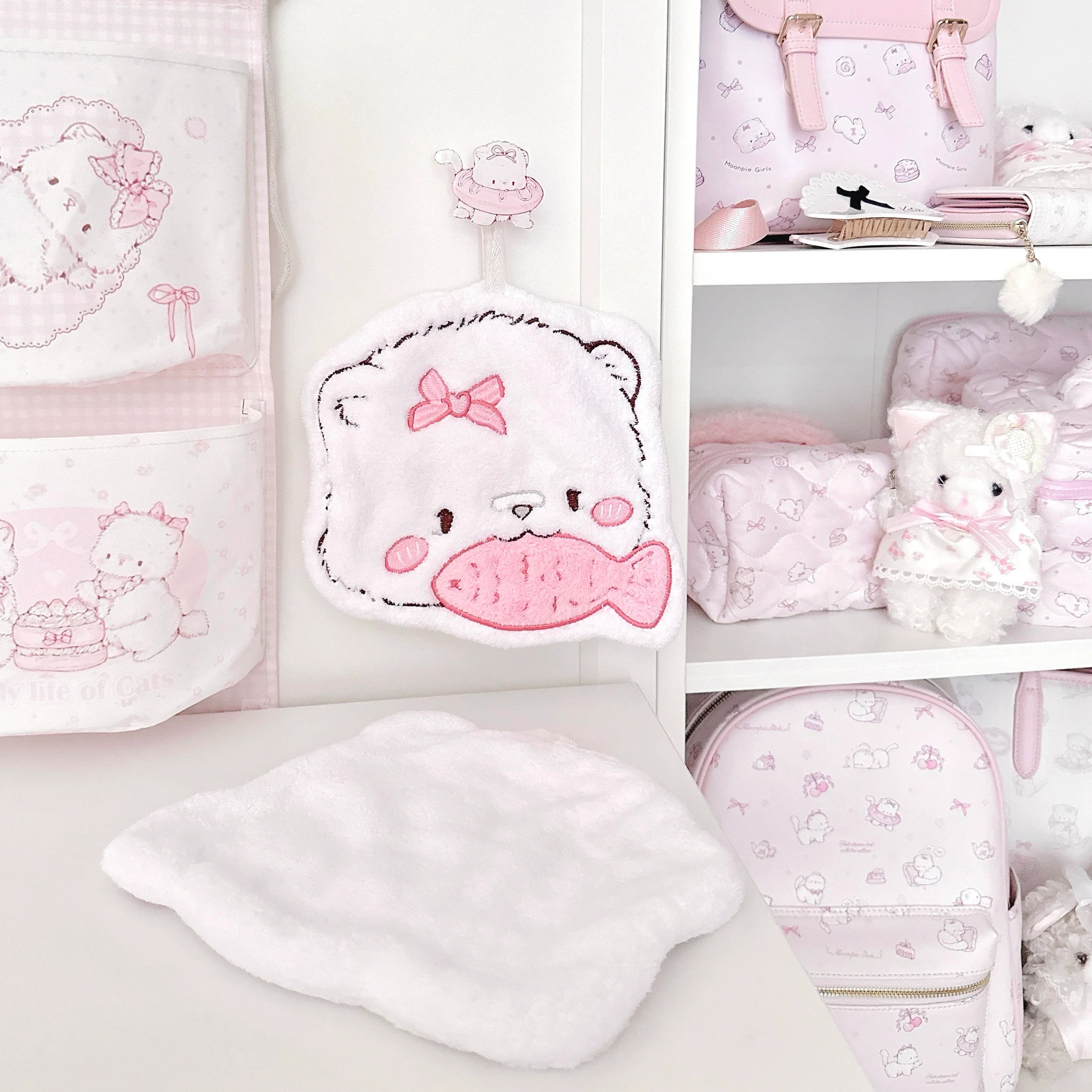 kawaii cat hand towel