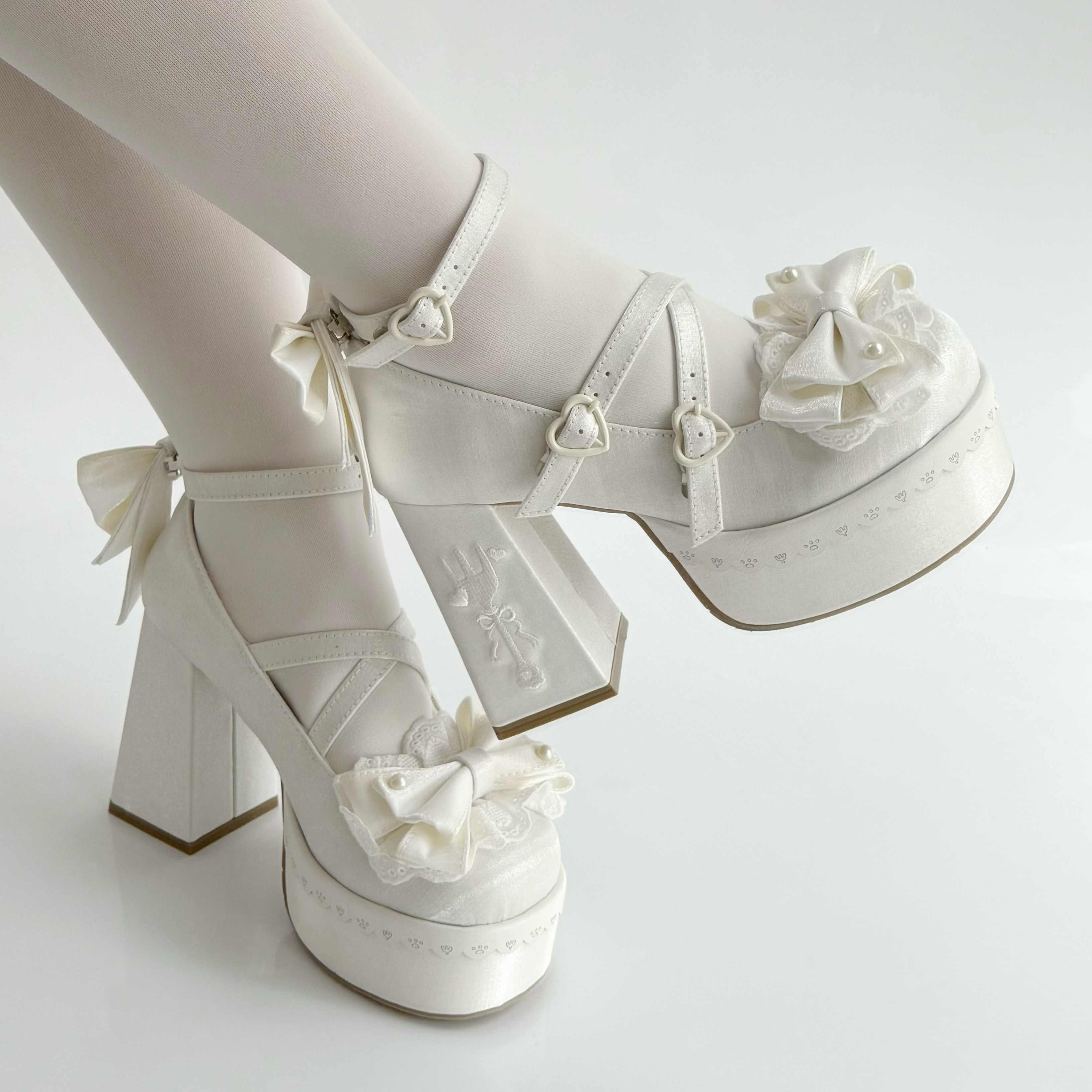 Kawaii Lolita Bows High-heeled Sandals - Image 4