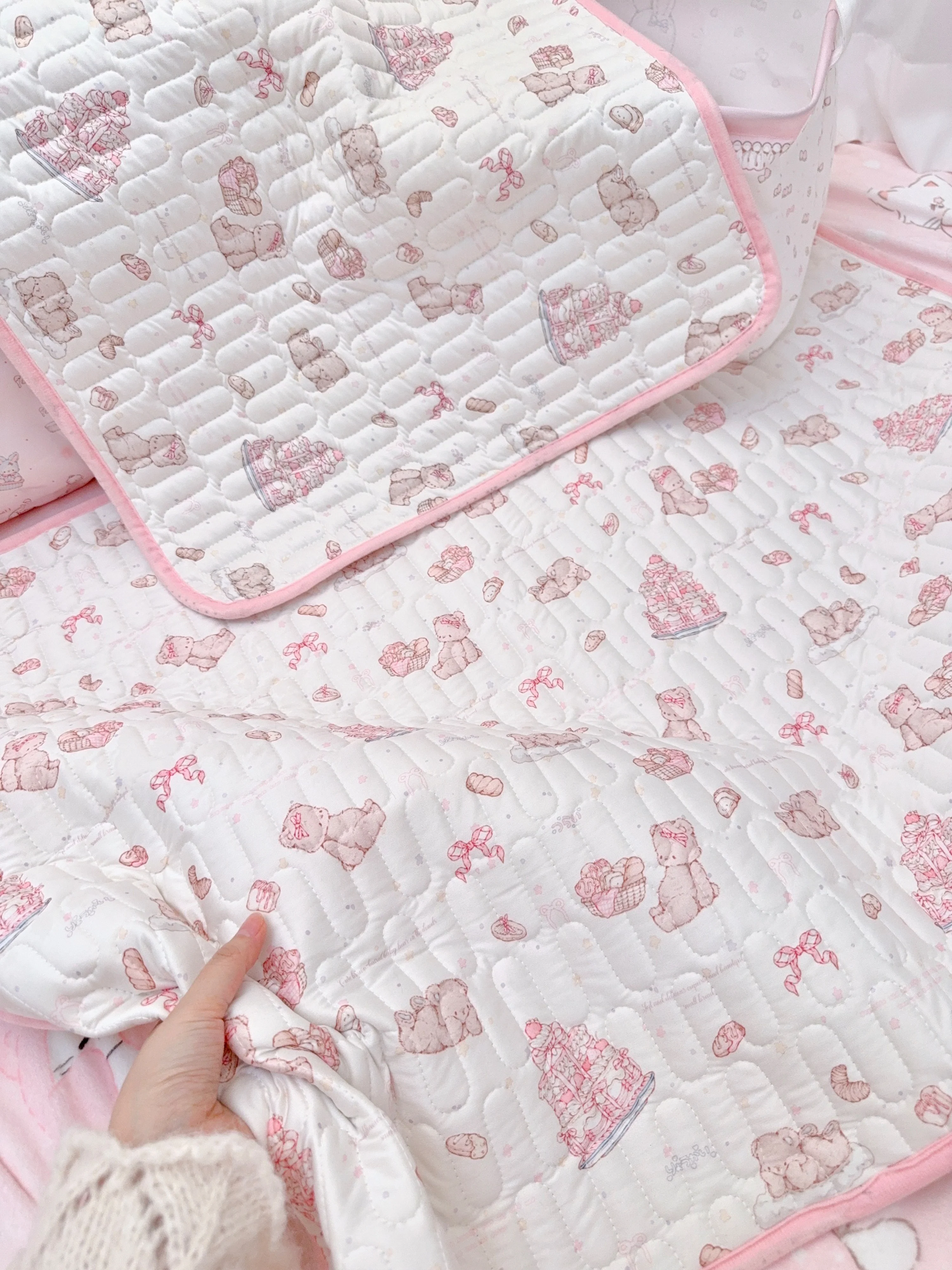 kawaii menstrual mattress leak-proof pad - Image 5
