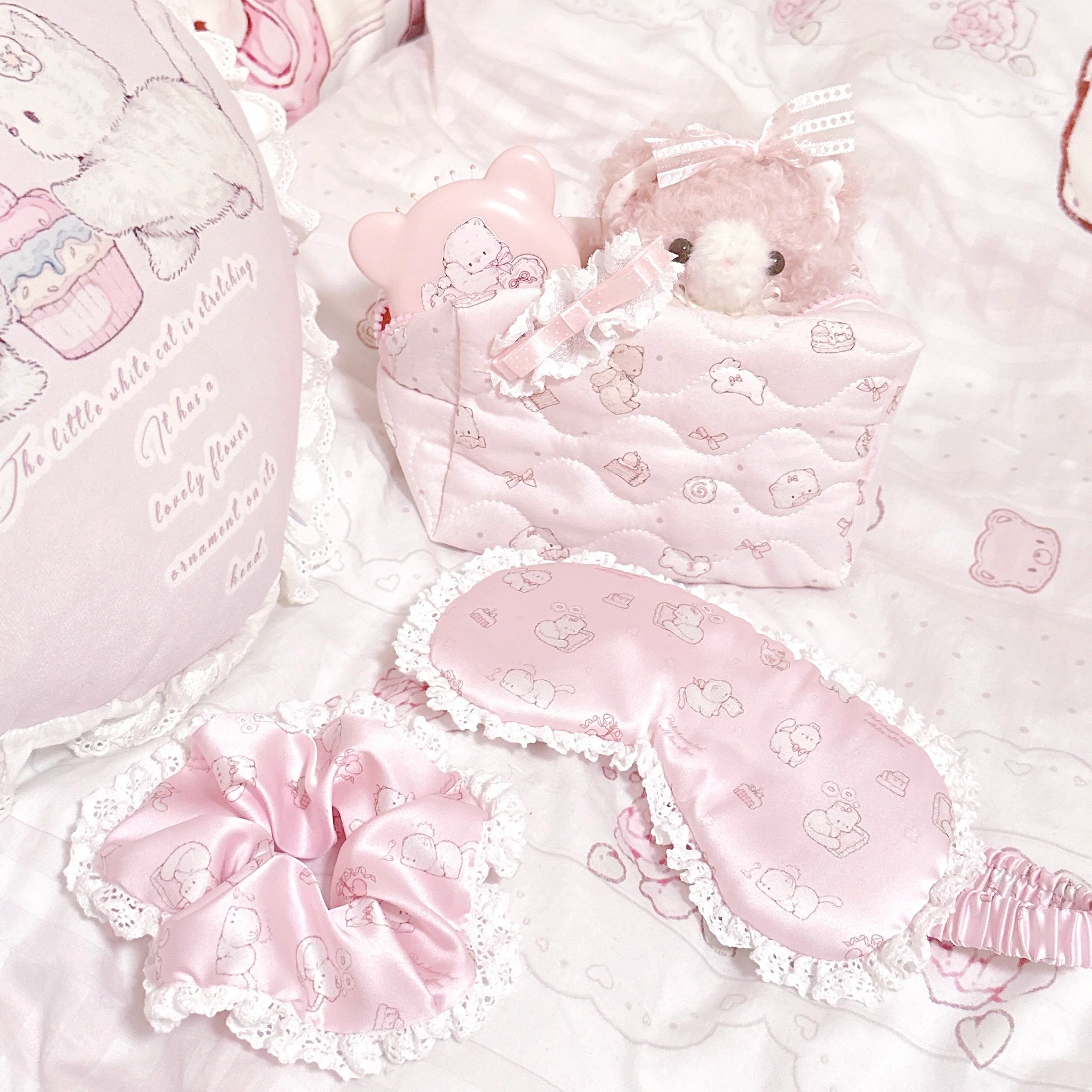 kawaii pink lace edge eye mask + hair tie - Image 4