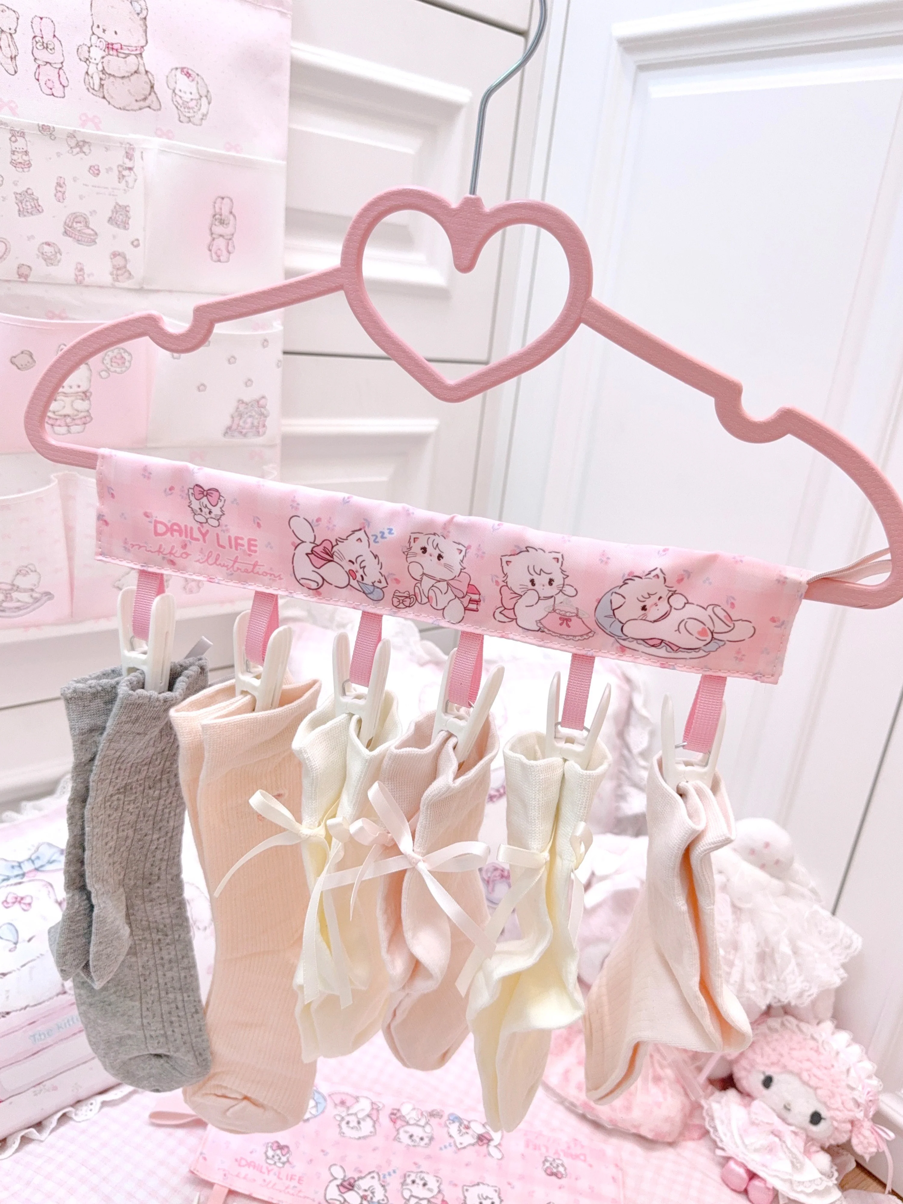 kawaii pink underwear drying rack - Image 3
