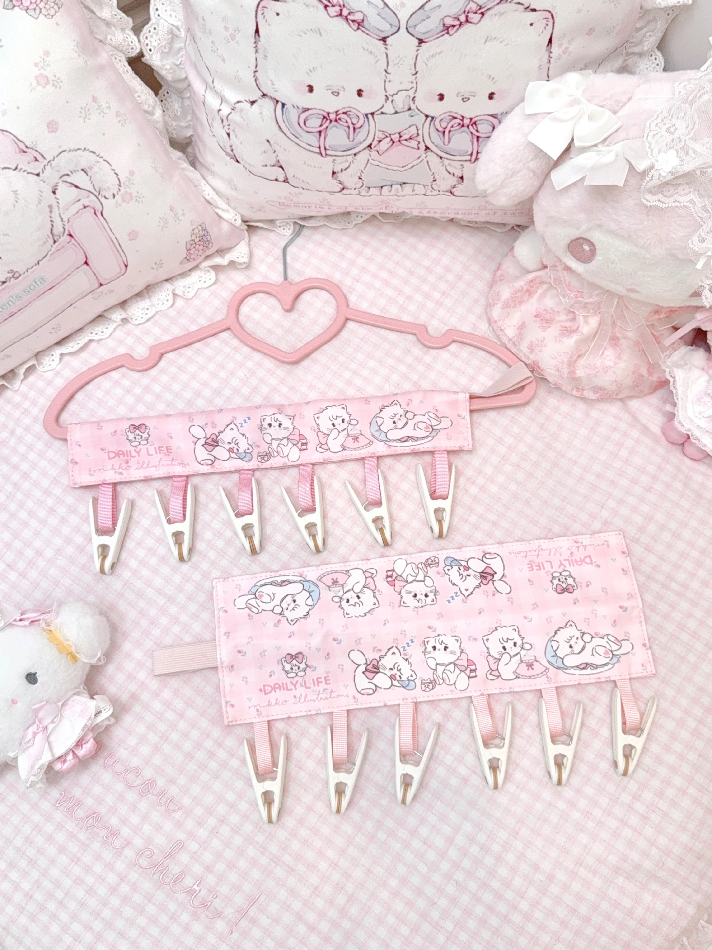 kawaii pink underwear drying rack - Image 7