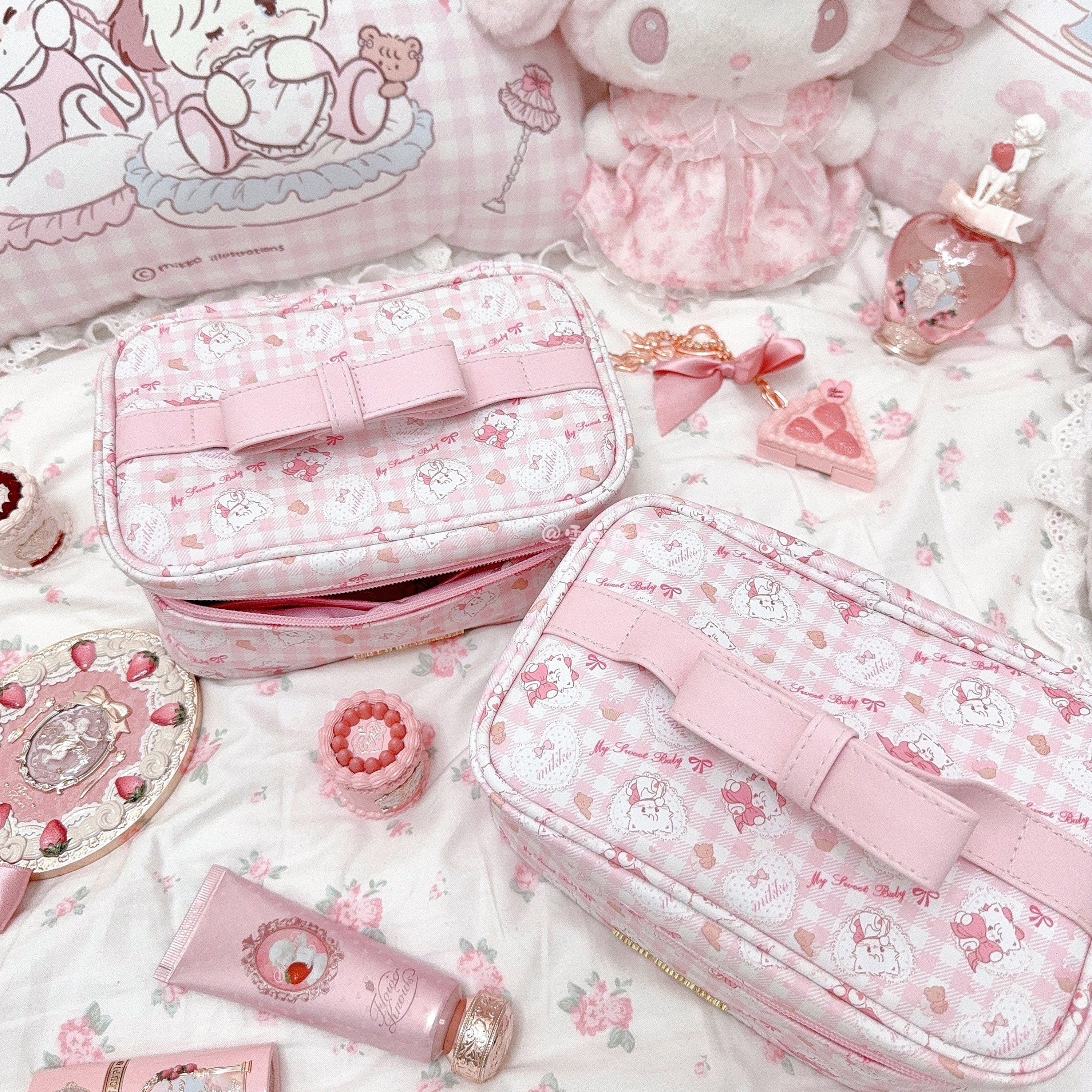 kawaii waterproof cosmetic bag - Image 4