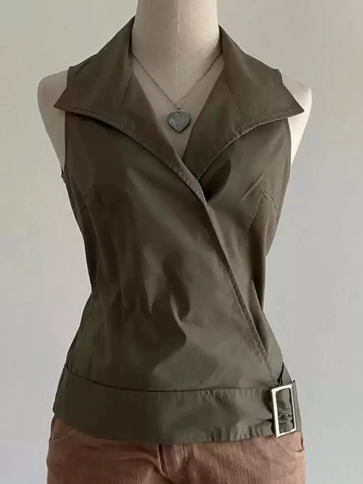 Khaki sleeveless shirt - Image 2