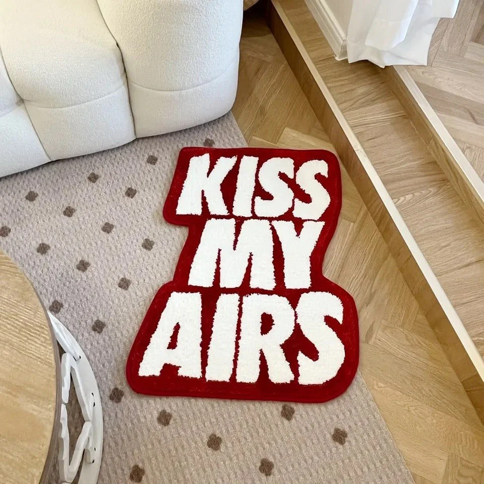 Kiss My Airs Handmade Rug - Image 4