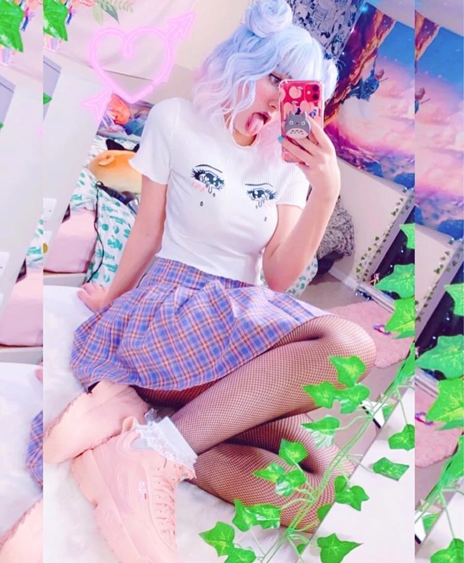 Knit Sad Eyes Crop Top - Image 4