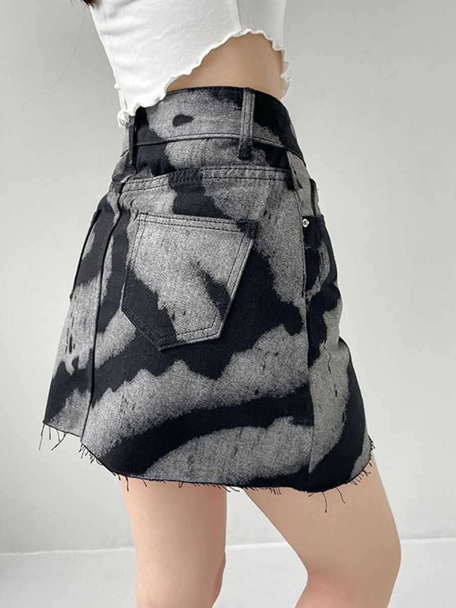 Korean Pattern Denim Skirt - Image 4