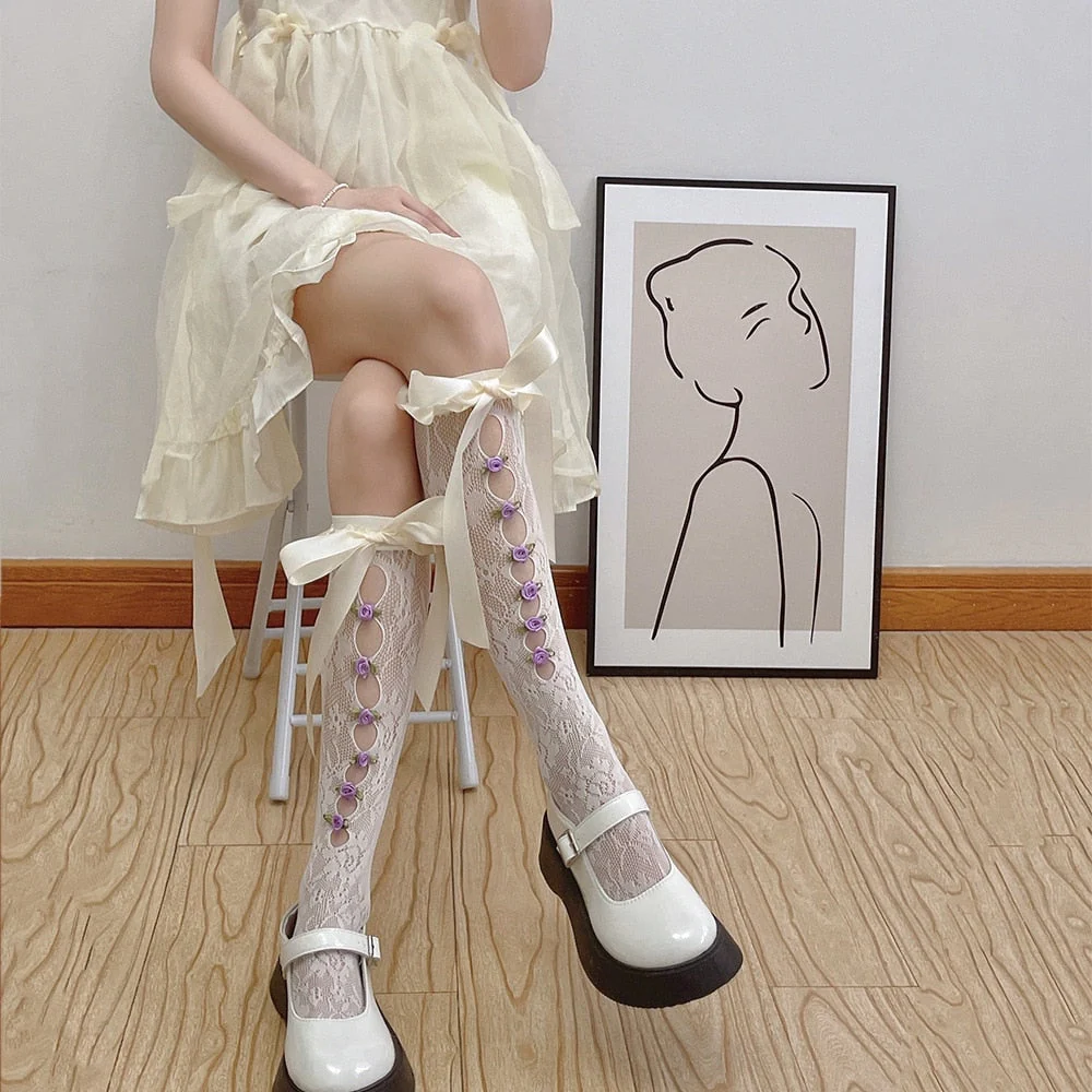 Lace Ribbon & Rosebud Stockings - Image 10