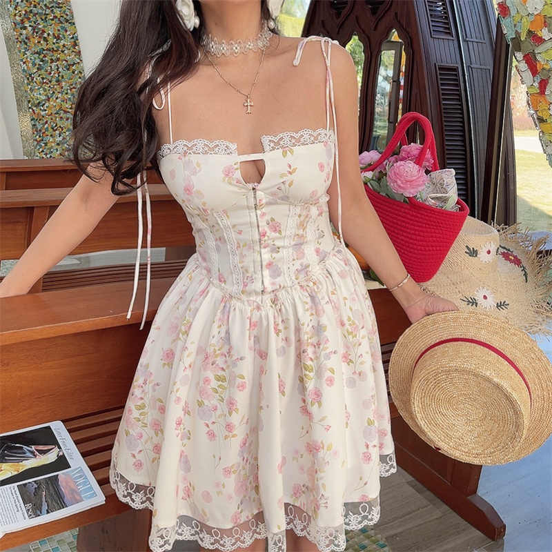 Lace Strapped Floral Corset Dress - Image 4