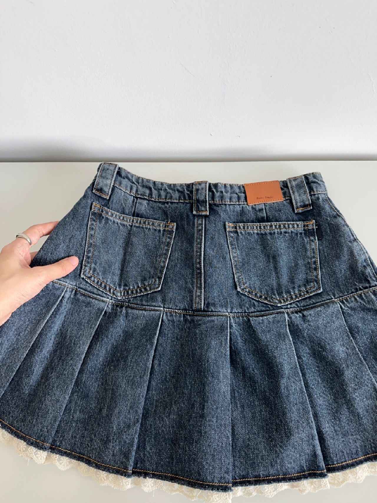 Lace-trimmed Denim Skirt - Image 5