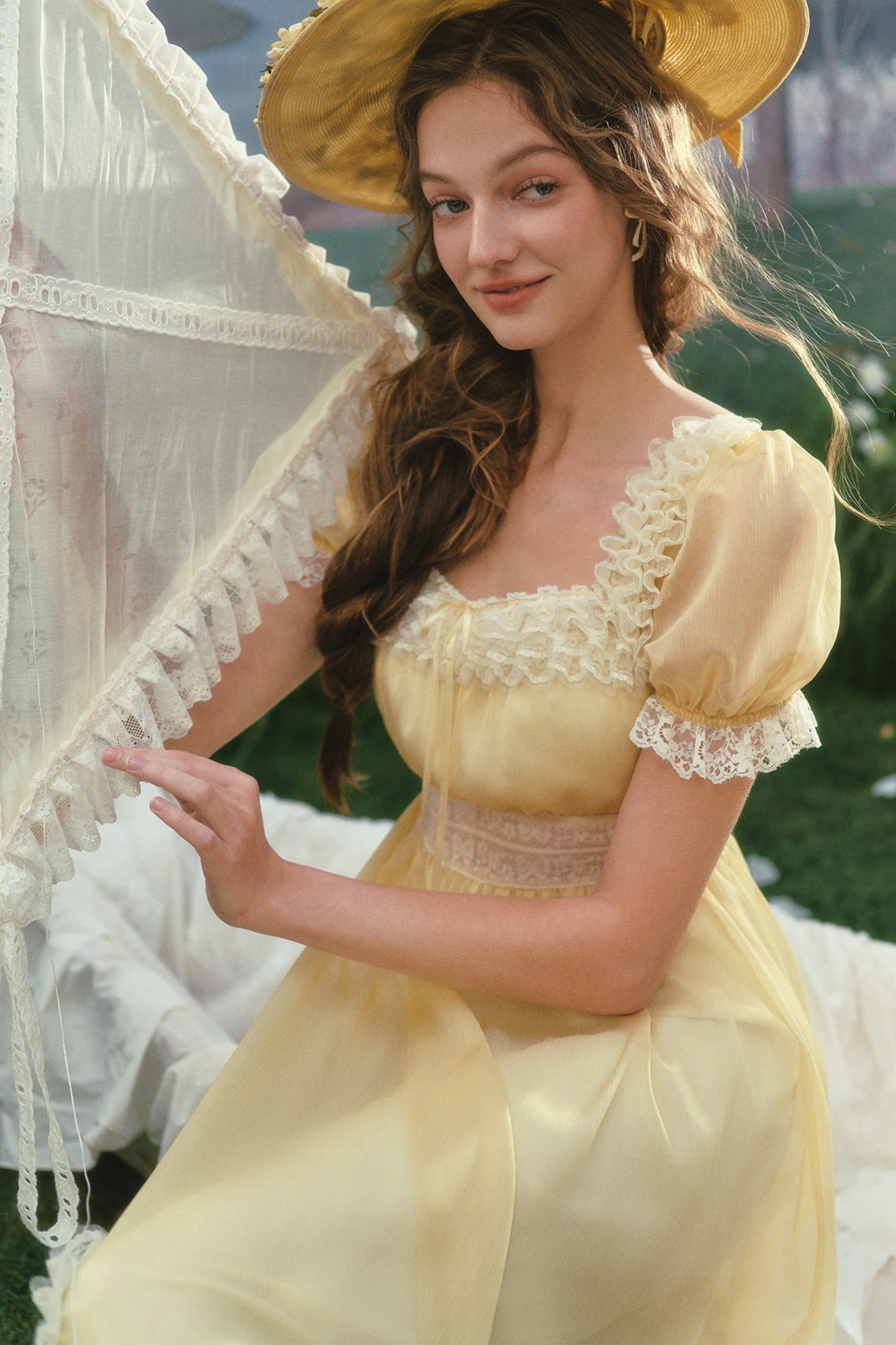Lace Yellow Retro Long Dress - Image 3