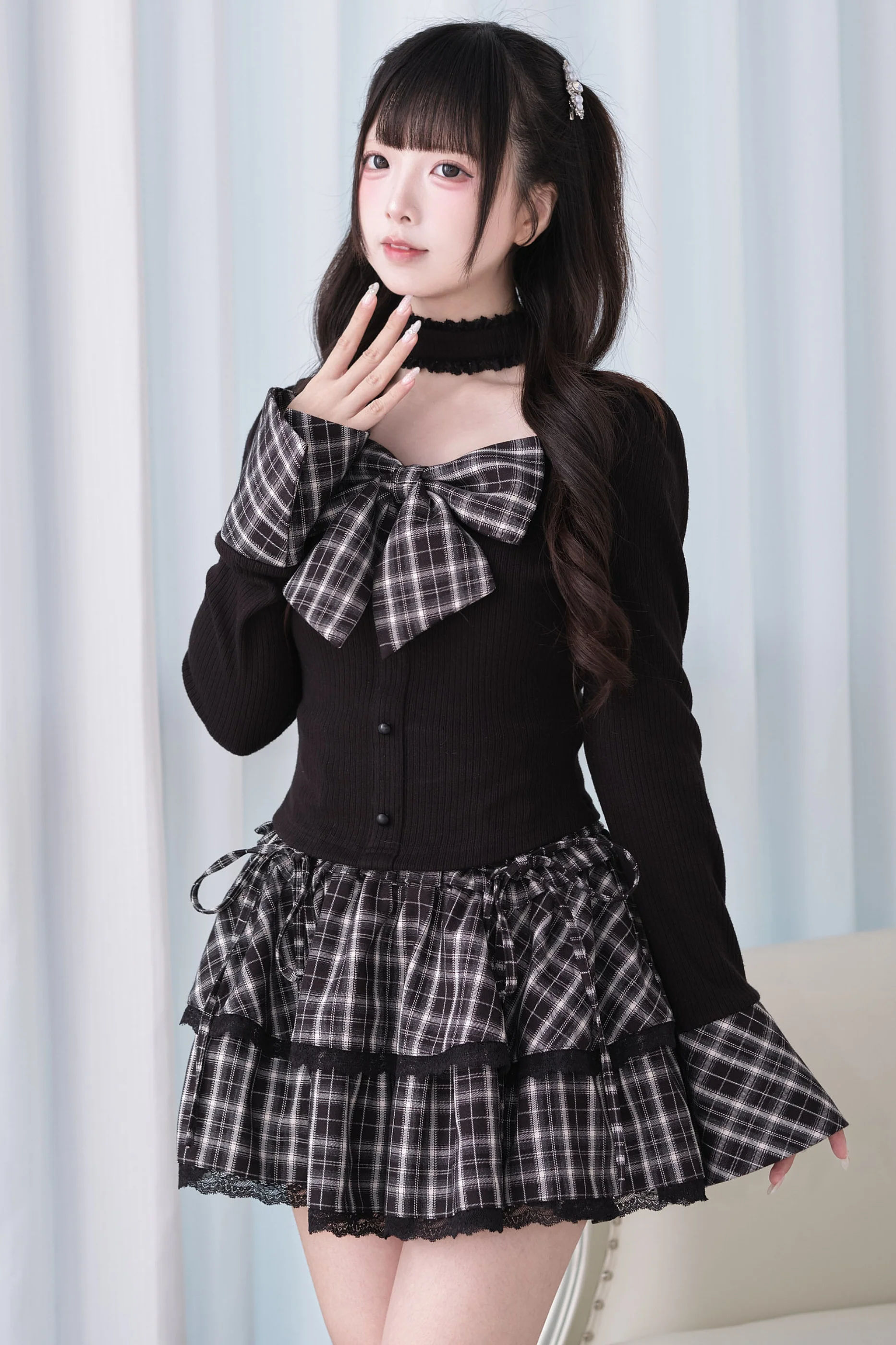 Large Bow Choker Knit Top - Image 12