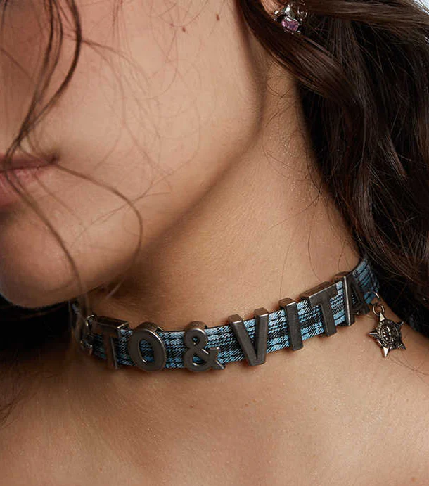 Letter Belt Plaid Y2K Choker - Image 3