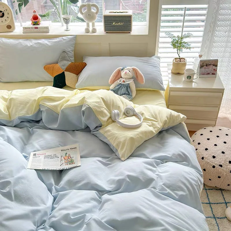 Light Blue Minimalist Bedding Set - Image 3