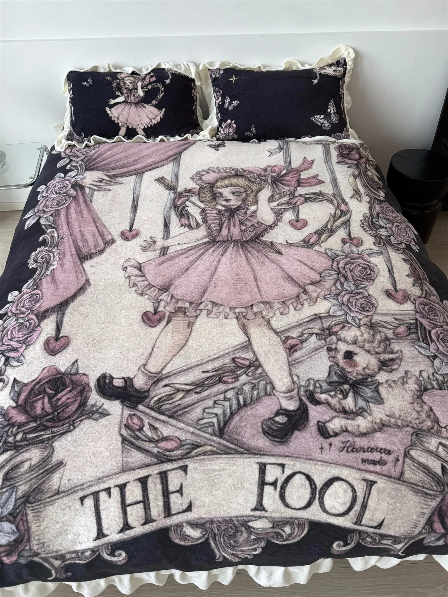Lolita dark doll-like bedding four-piece set - Image 4