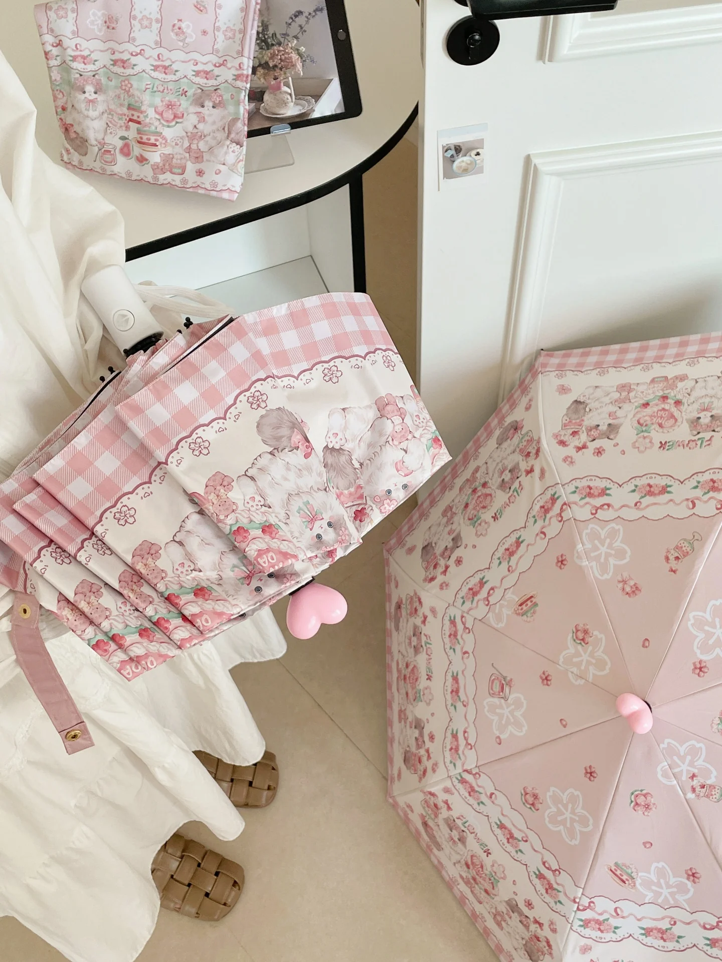 Lolita Ragdoll Cat Umbrella - Image 3