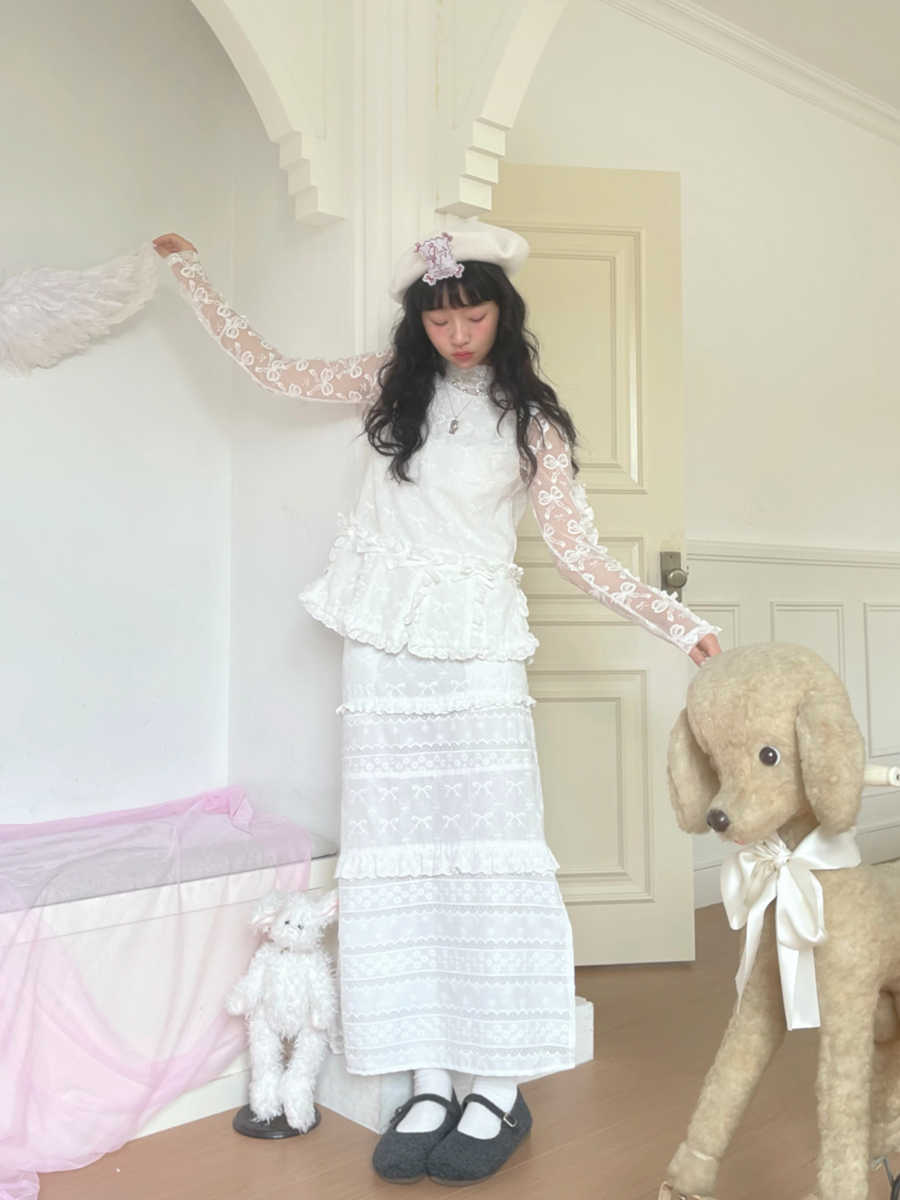 Lovely Poem Bow Plush Top - Image 4