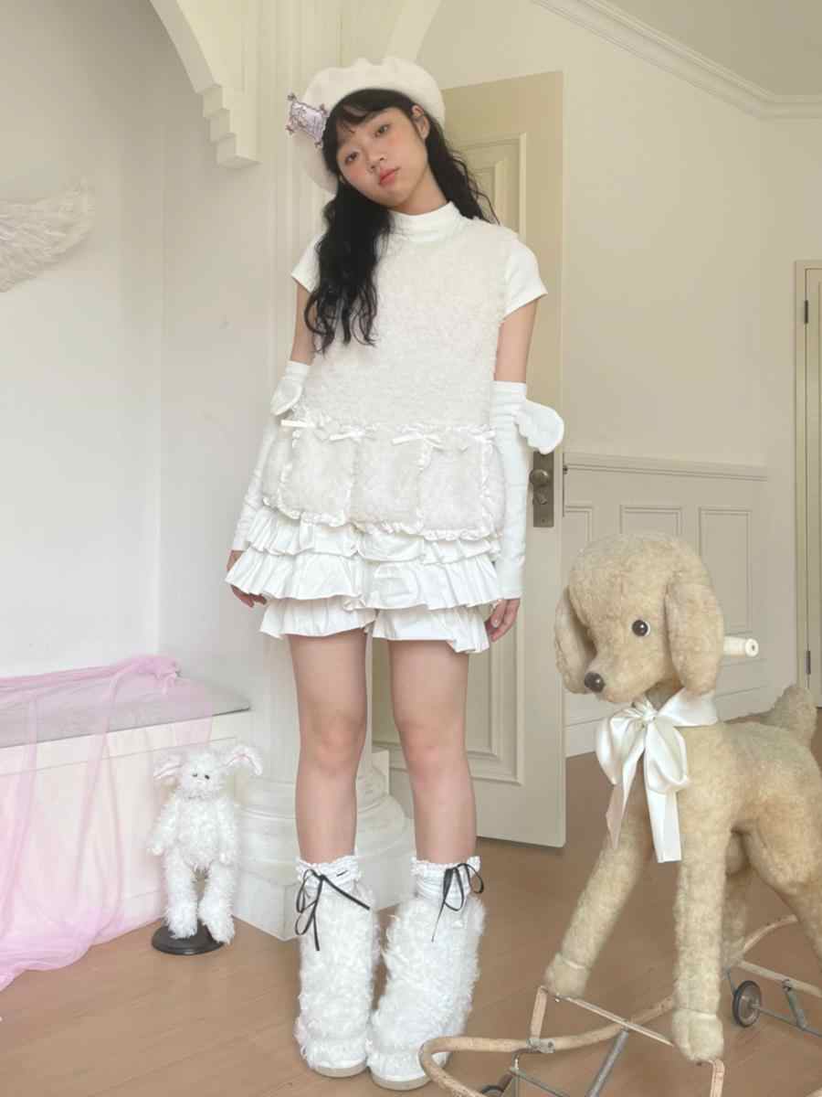 Lovely Poem Bow Plush Top - Image 5