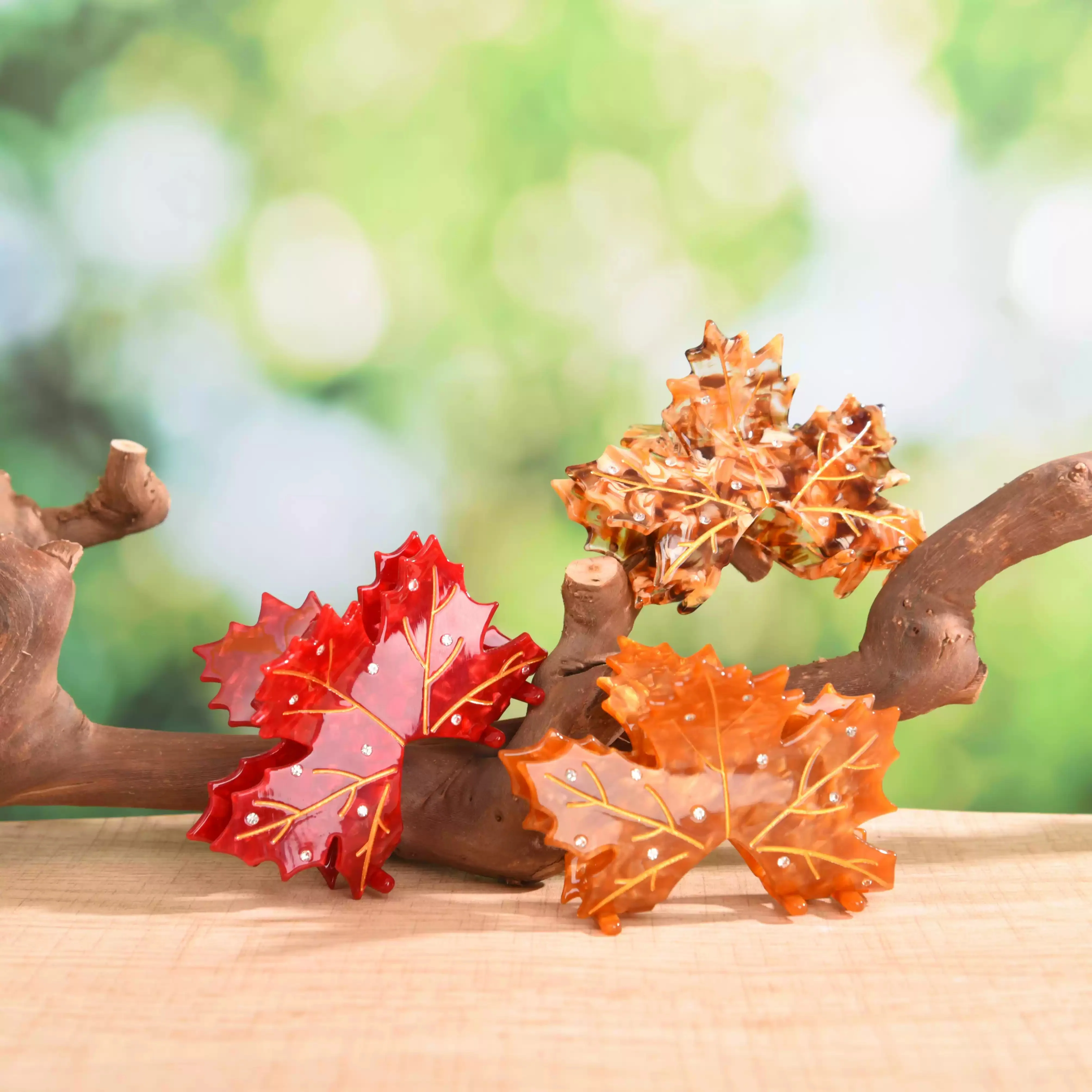 Maple Leaf Acetate Hair Clip - Image 2
