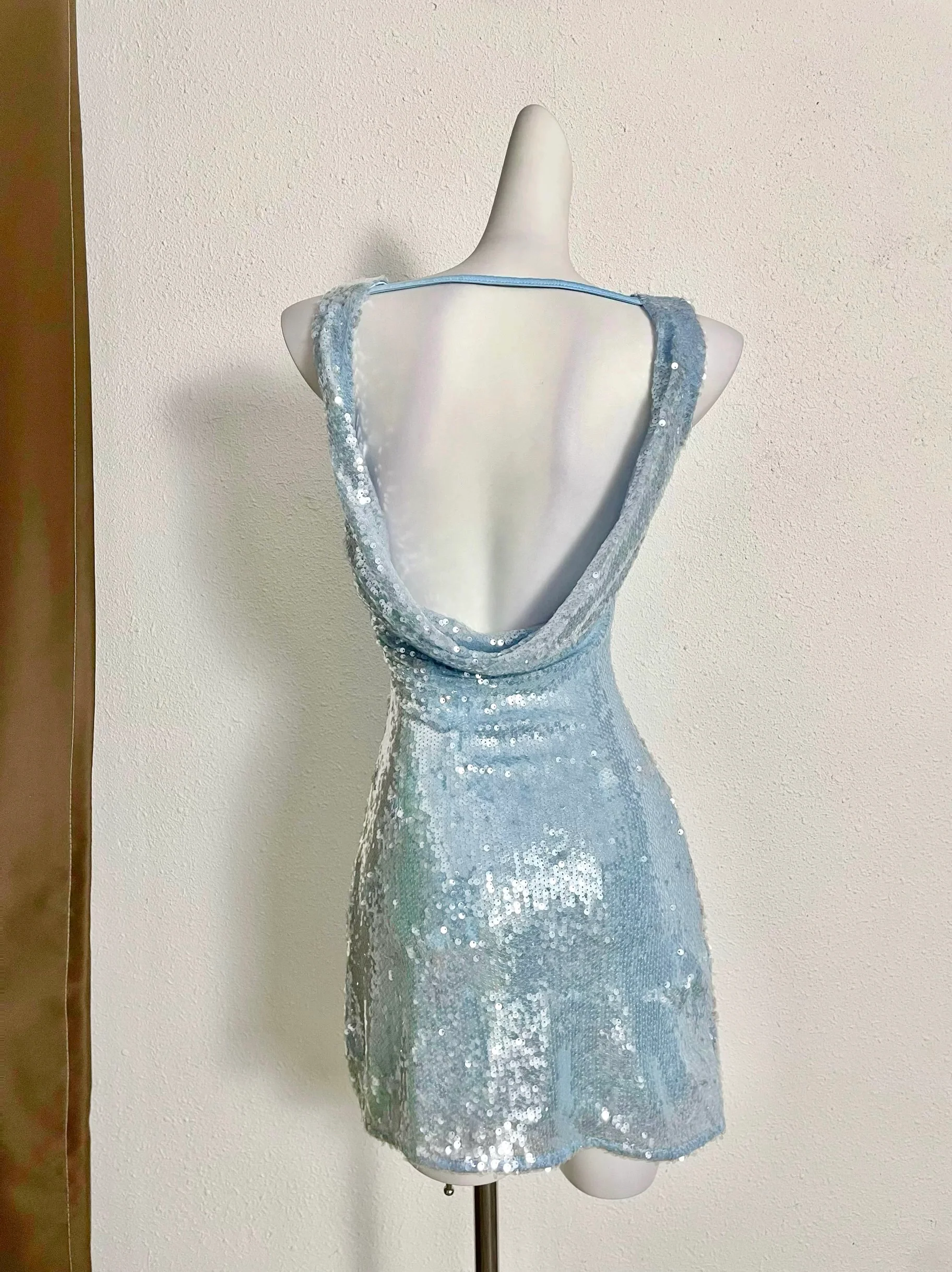 Mermaid Princess Sequins Aqua Blue Backless Dress - Image 4