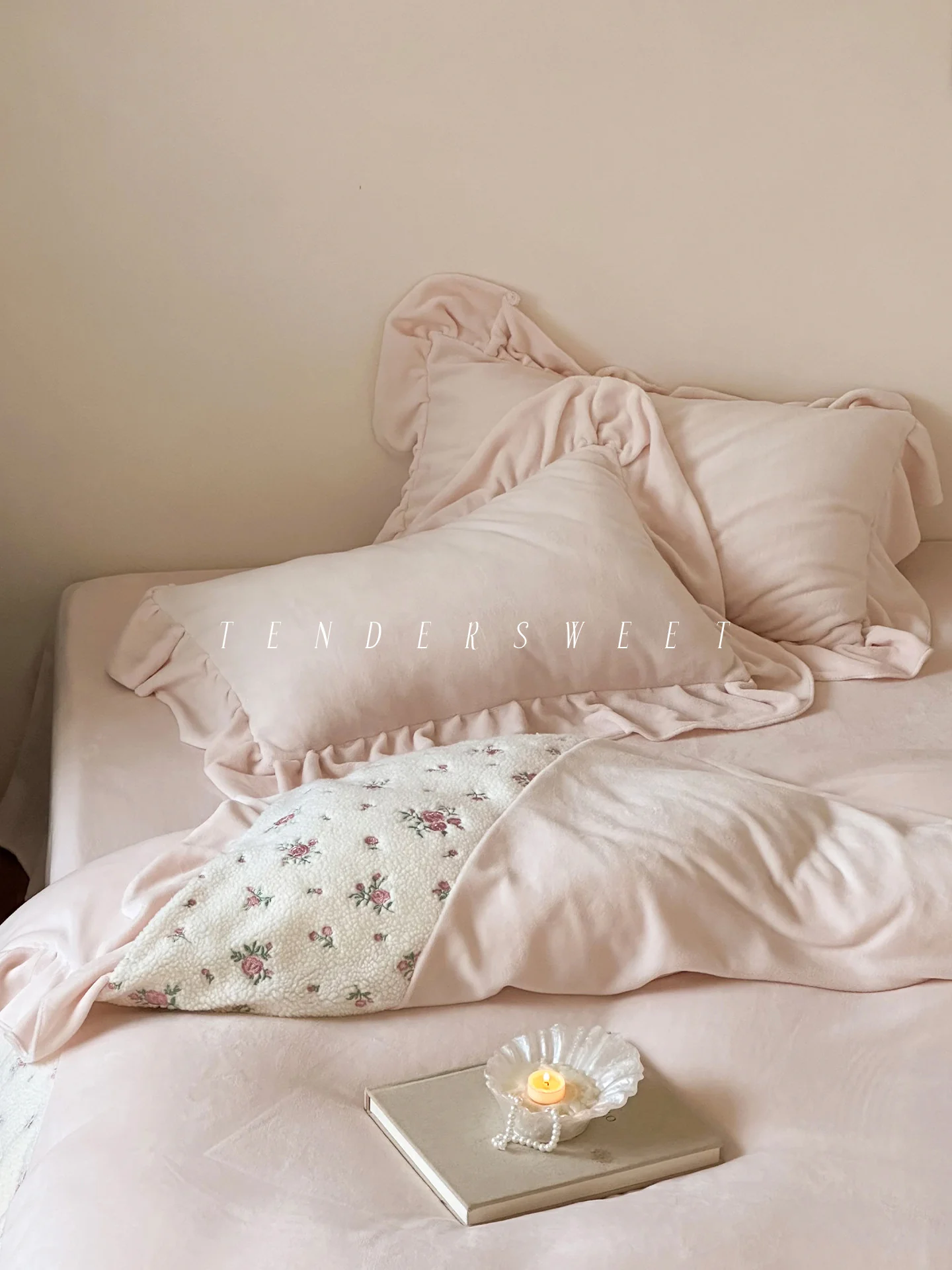 Milk velvet bed sheets four-piece set - Image 3