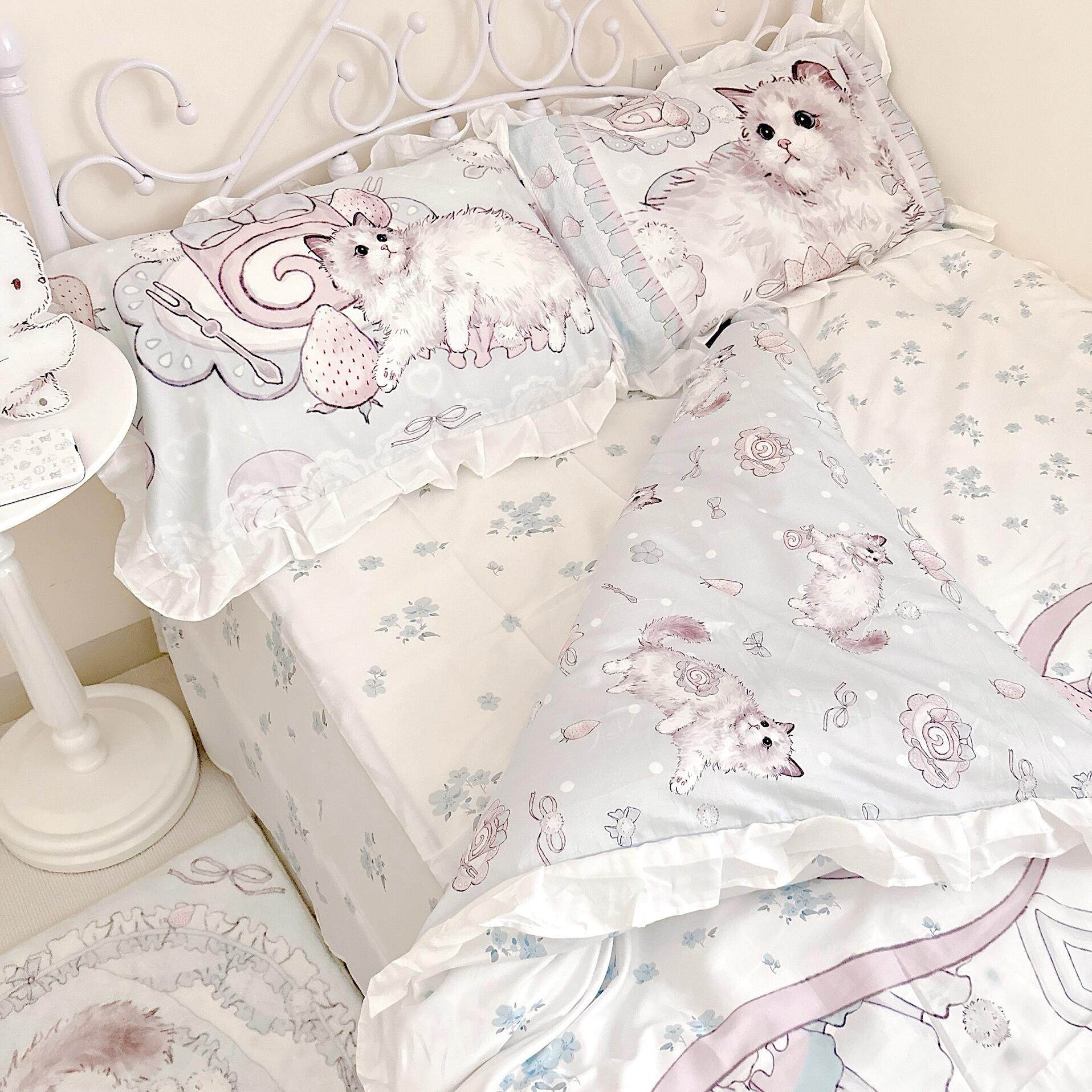 Mint ragdoll cat bed sheet set of four - Image 4