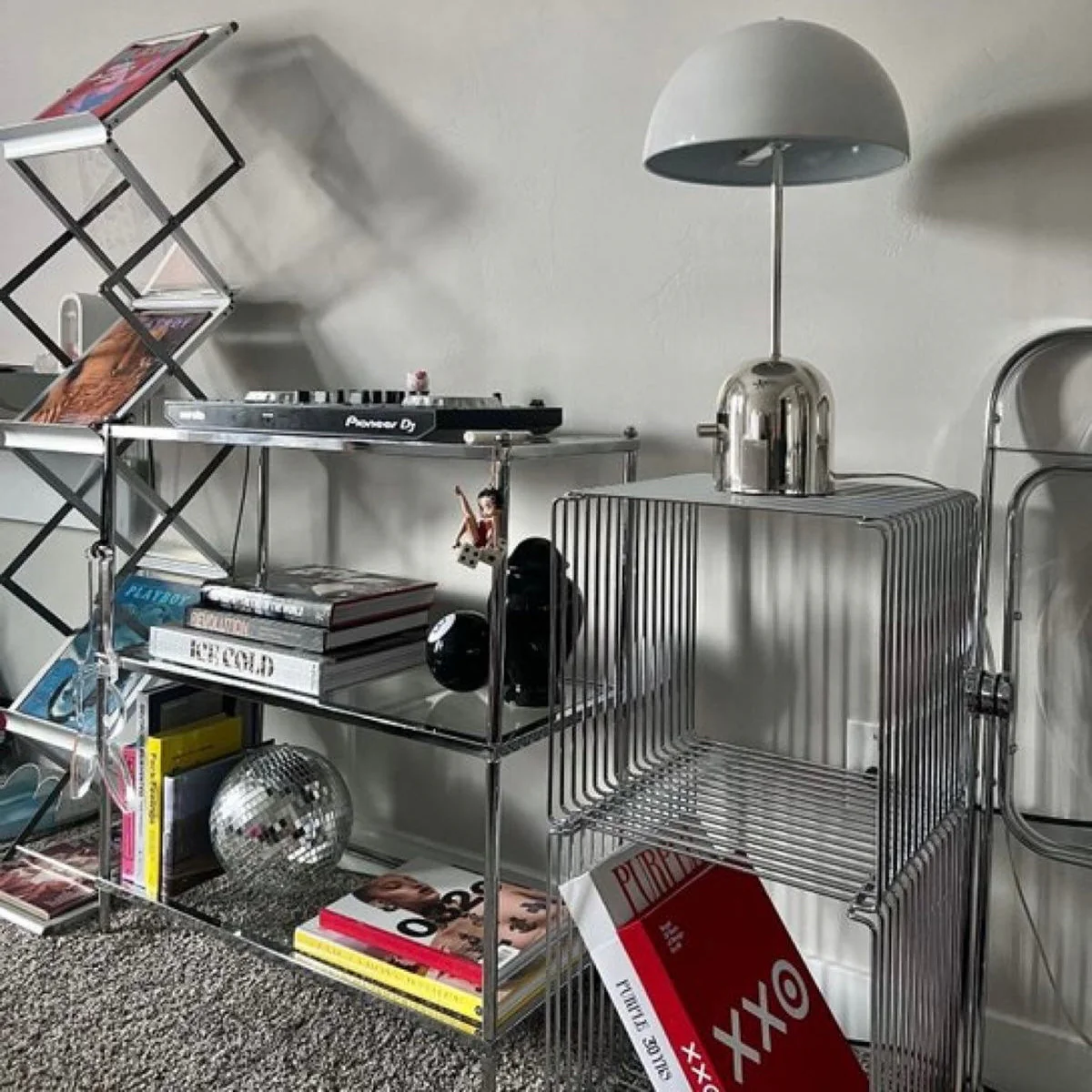 Modern Minimalist Metal Floating Shelf - Image 14
