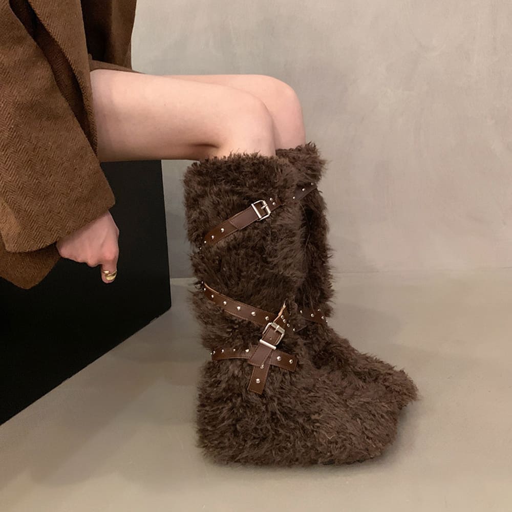 Moon Walk Furry Boots - Image 8