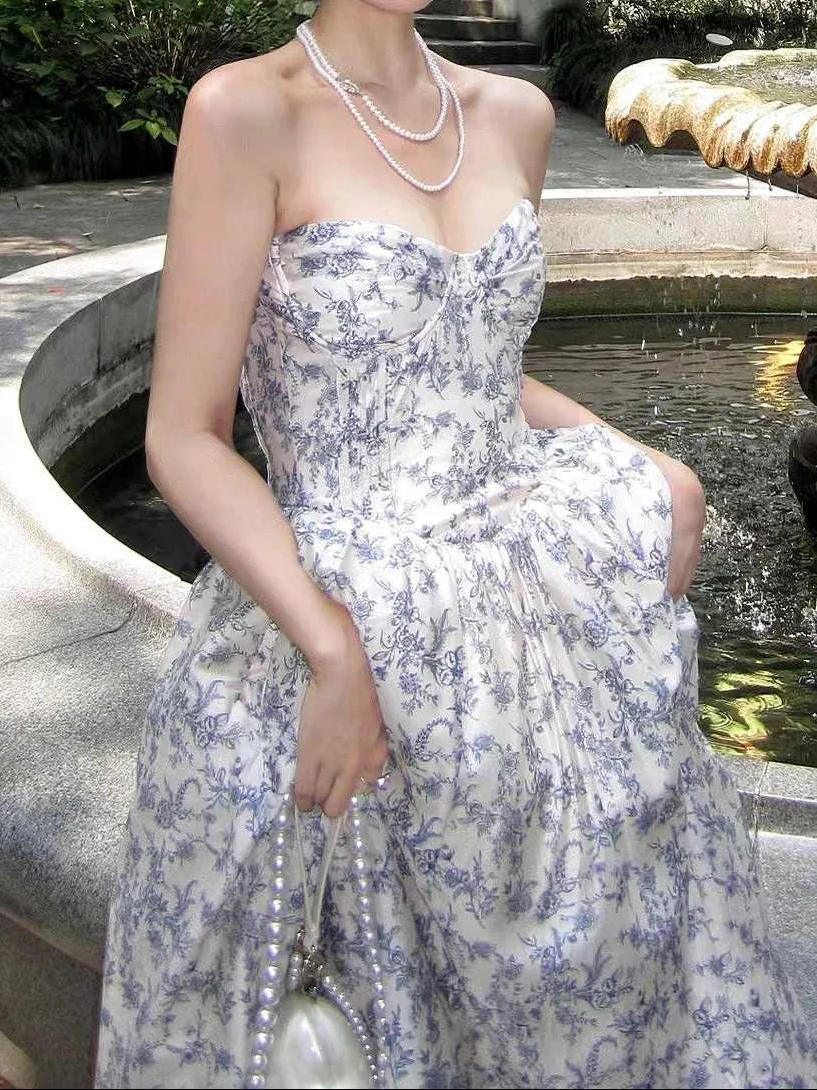Navy Floral Corset Dress - Image 5