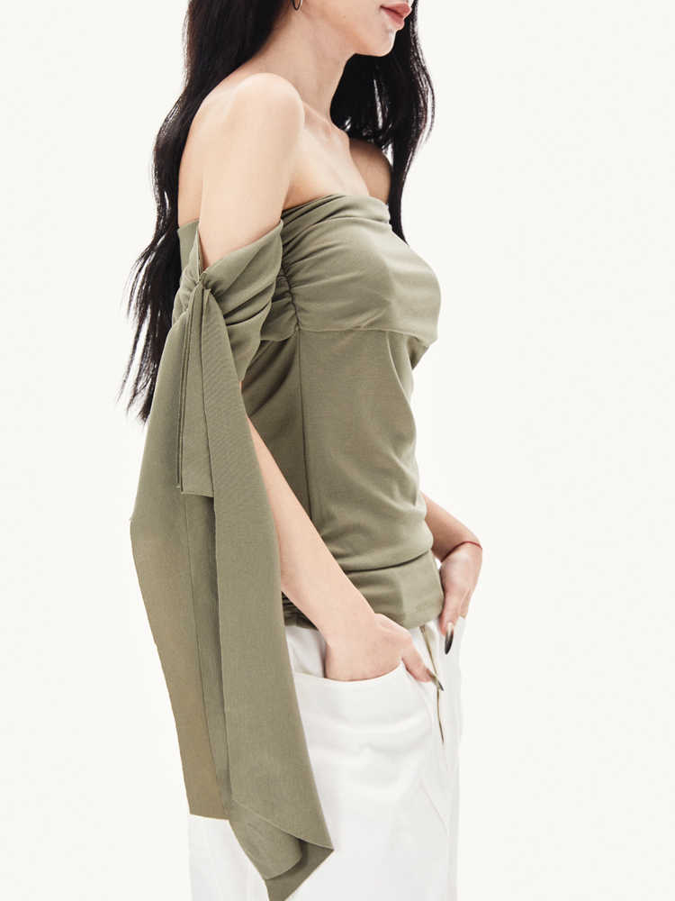 Oblique Shoulder Ribbon Top - Image 4