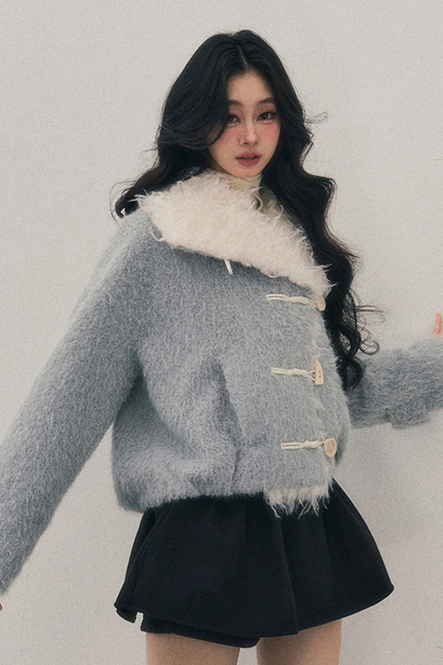 Horn Button Fur Sweet Coat - Image 3