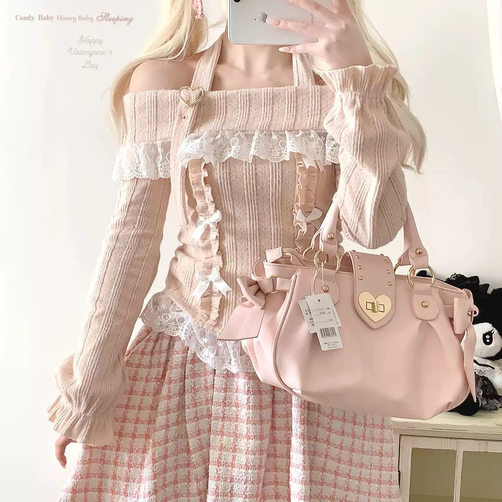 One-shoulder Love Button Halter Neck Lace Long Sleeve Top - Image 3