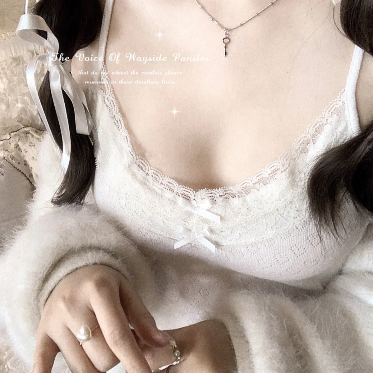 Original Lace Layered Bottoming Vest Retro Girly Basic Sweet Top - Image 3