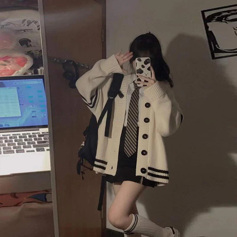 Oversized Academia Knit Cardigan - Image 2