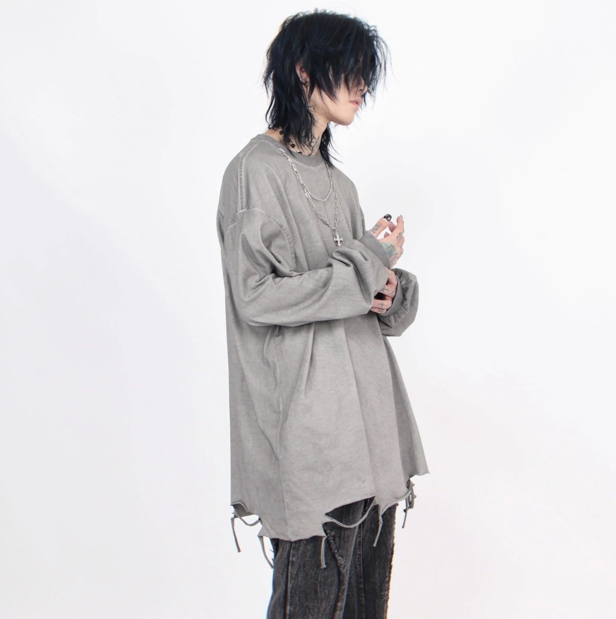Distressed White Long-Sleeve Tee with Chain Cross Necklace - Image 9