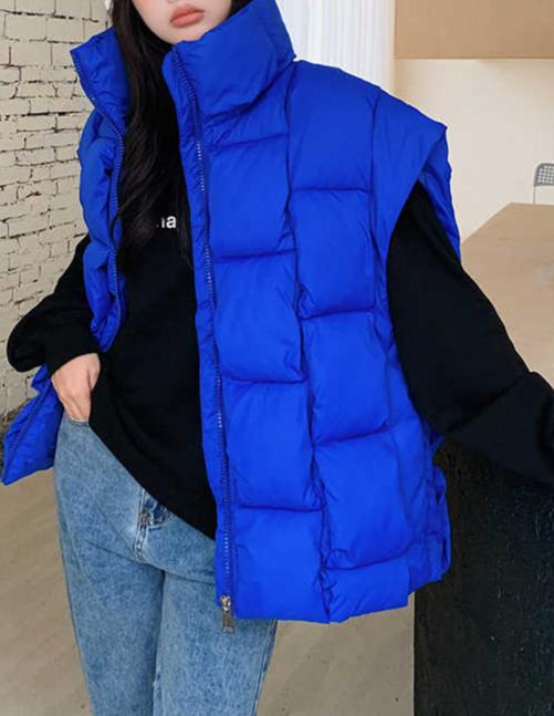 Oversized Puffer Vest - Image 3
