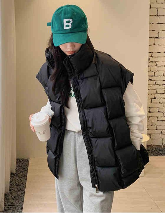 Oversized Puffer Vest - Image 7