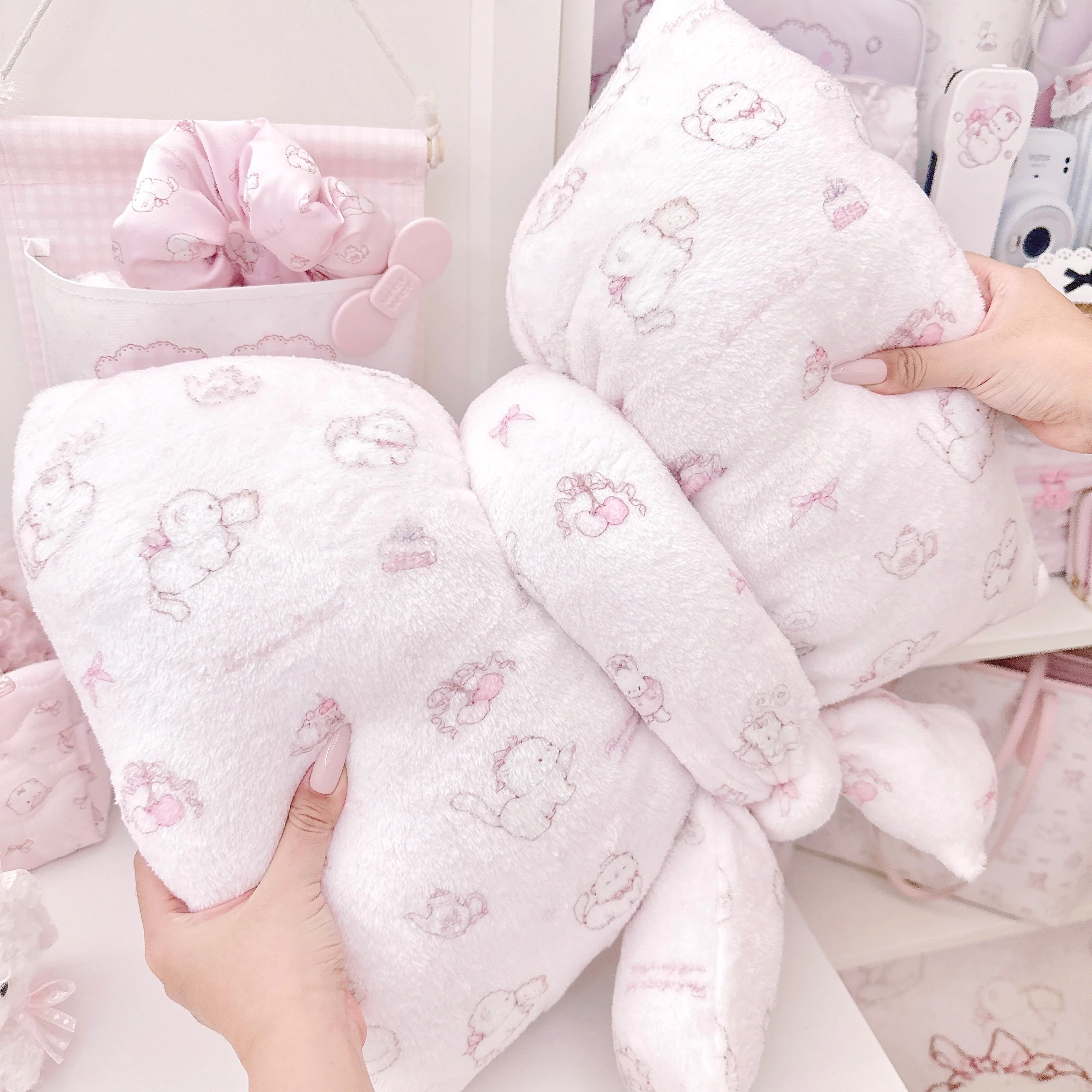 pink cat velvet bow pillow