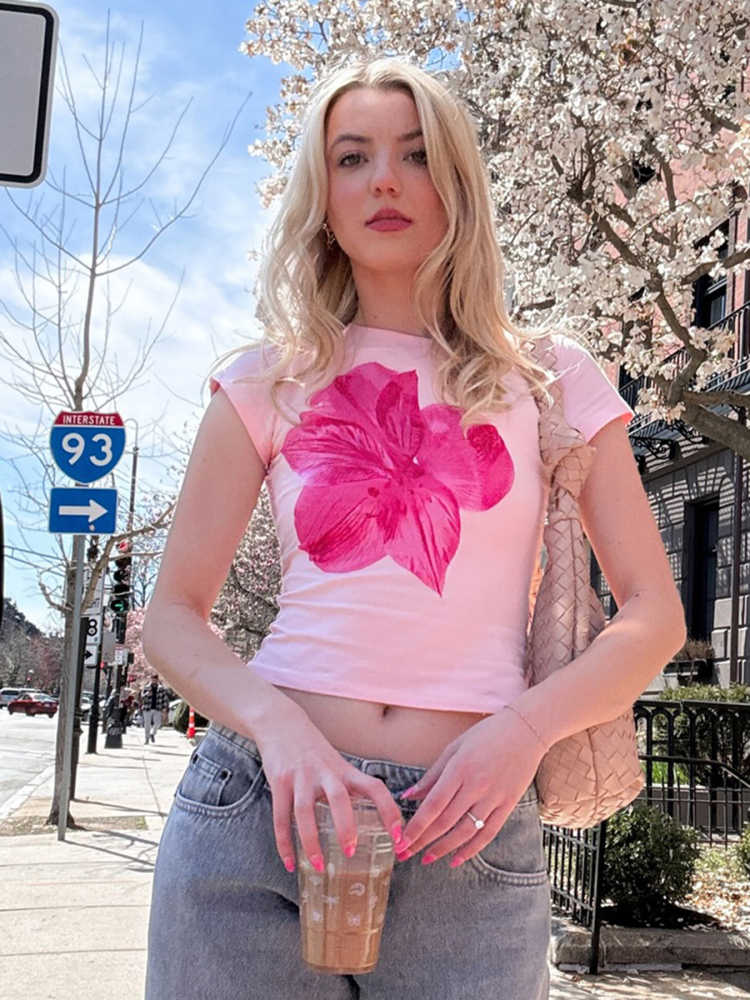 Pink Floral Print Crop Top - Image 4