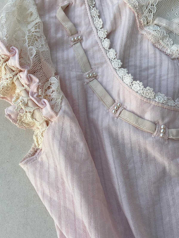 Pink Lace Splicing Short-sleeved Top - Image 3