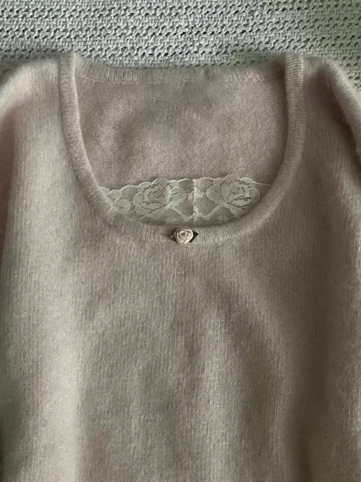 pink soft waxy sweater - Image 4