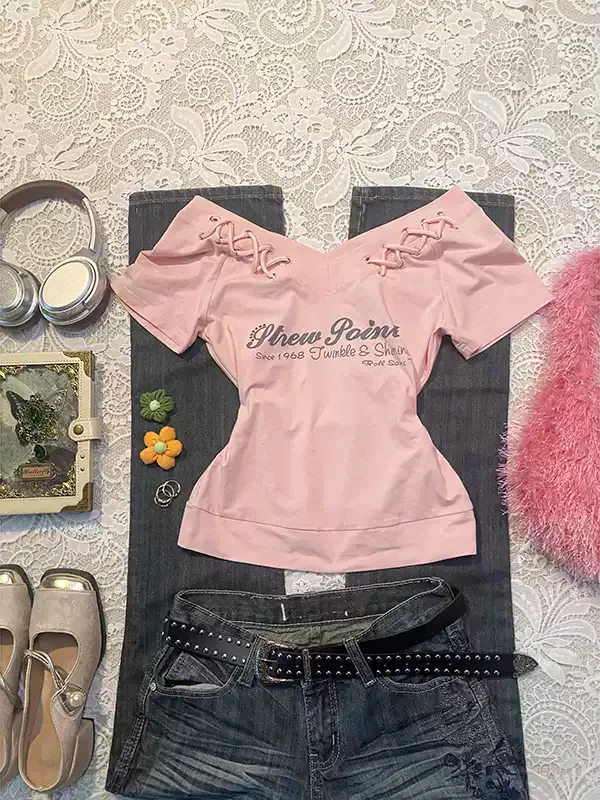 Pink V-neck T-shirt - Image 3