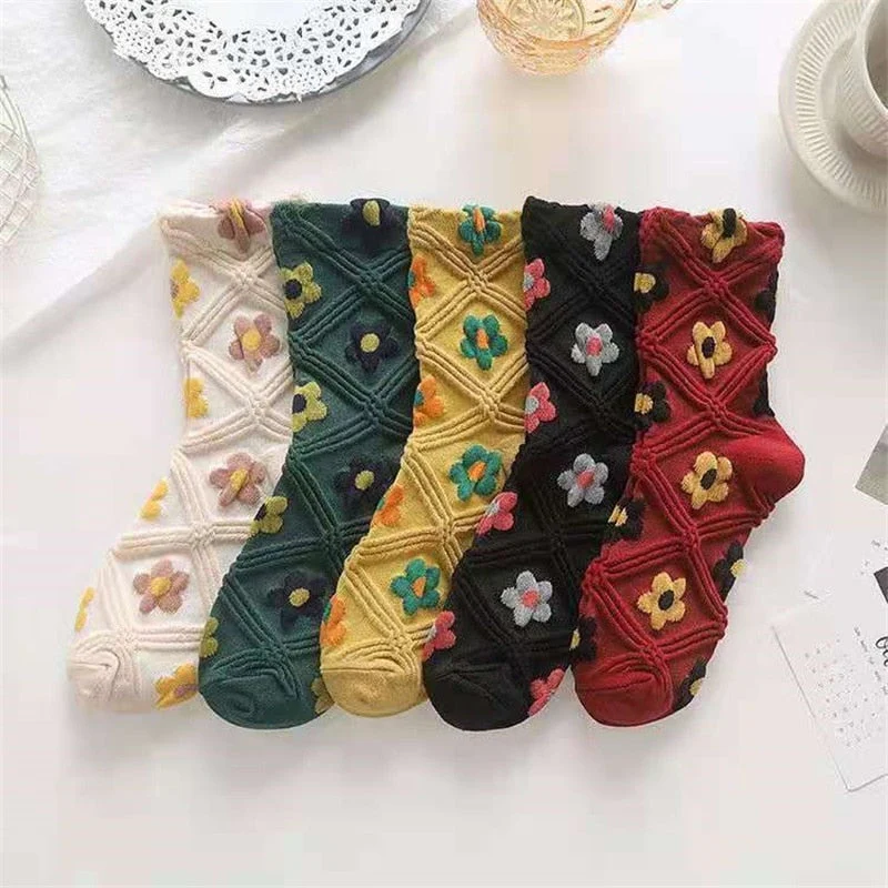 Pink Vintage Floral Sock Set - Image 19