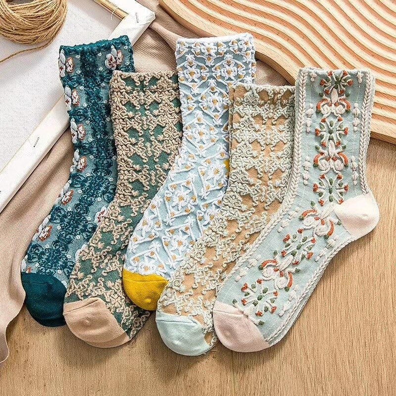 Pink Vintage Floral Sock Set - Image 22
