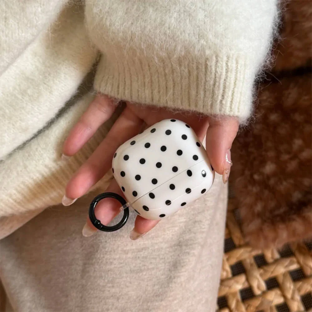 Polka Dot Airpods Case - Image 4