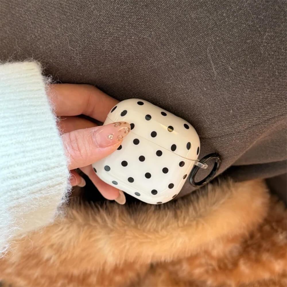 Polka Dot Airpods Case - Image 5